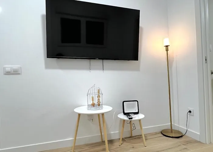 Lägenhet Loft Tr28 - Ground & Arts Connected *