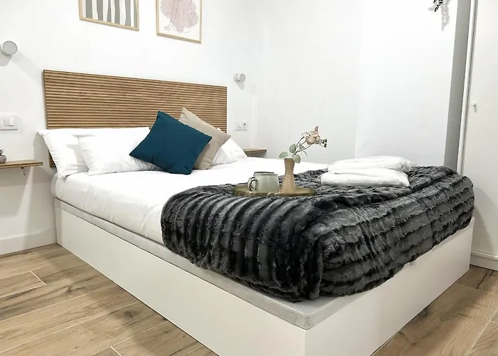 Loft Tr28 - Ground & Arts Connected Apartment *